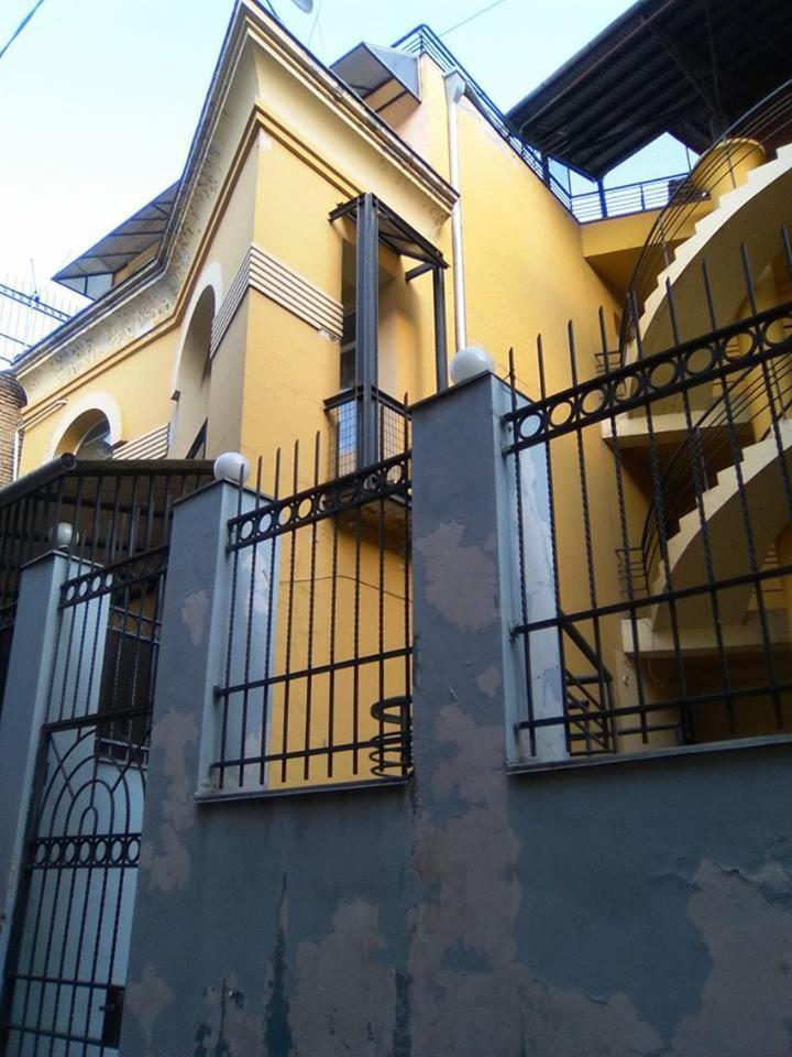 Da-Ma Apartments Tbilisi ภายนอก รูปภาพ